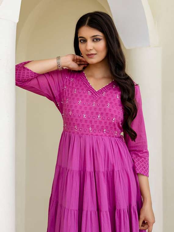 women printed three quarter sleeve tiered ethnic dress - 22082486 - Standard Image - 3