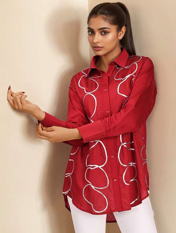 women collared long sleeve oversized shirt