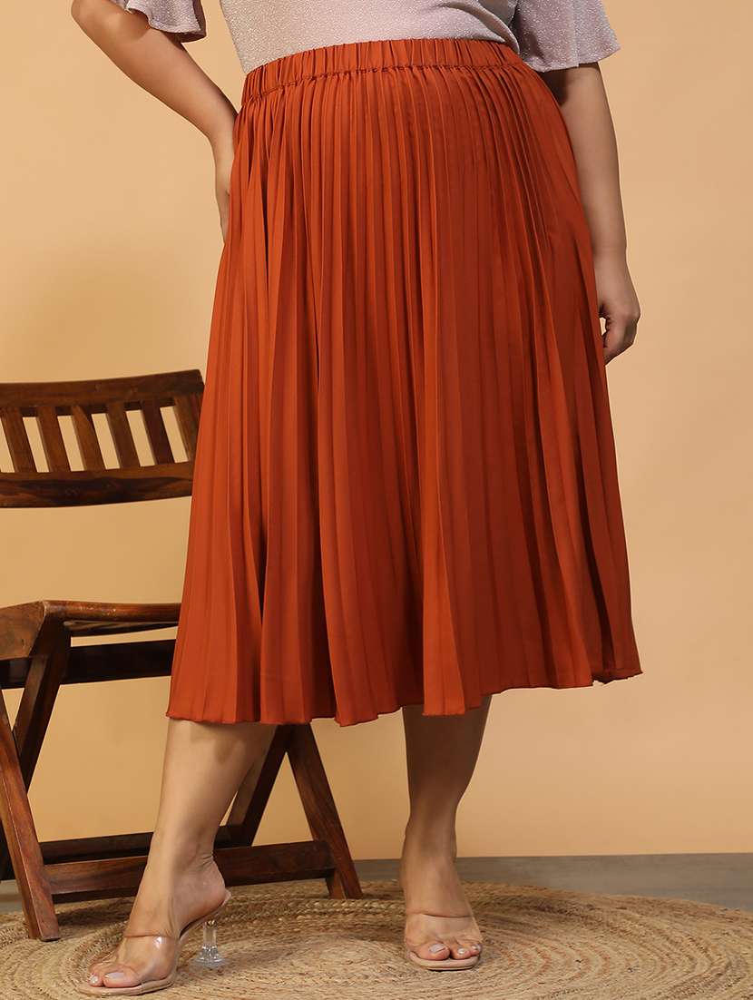 women plus size solid mid rise skirt