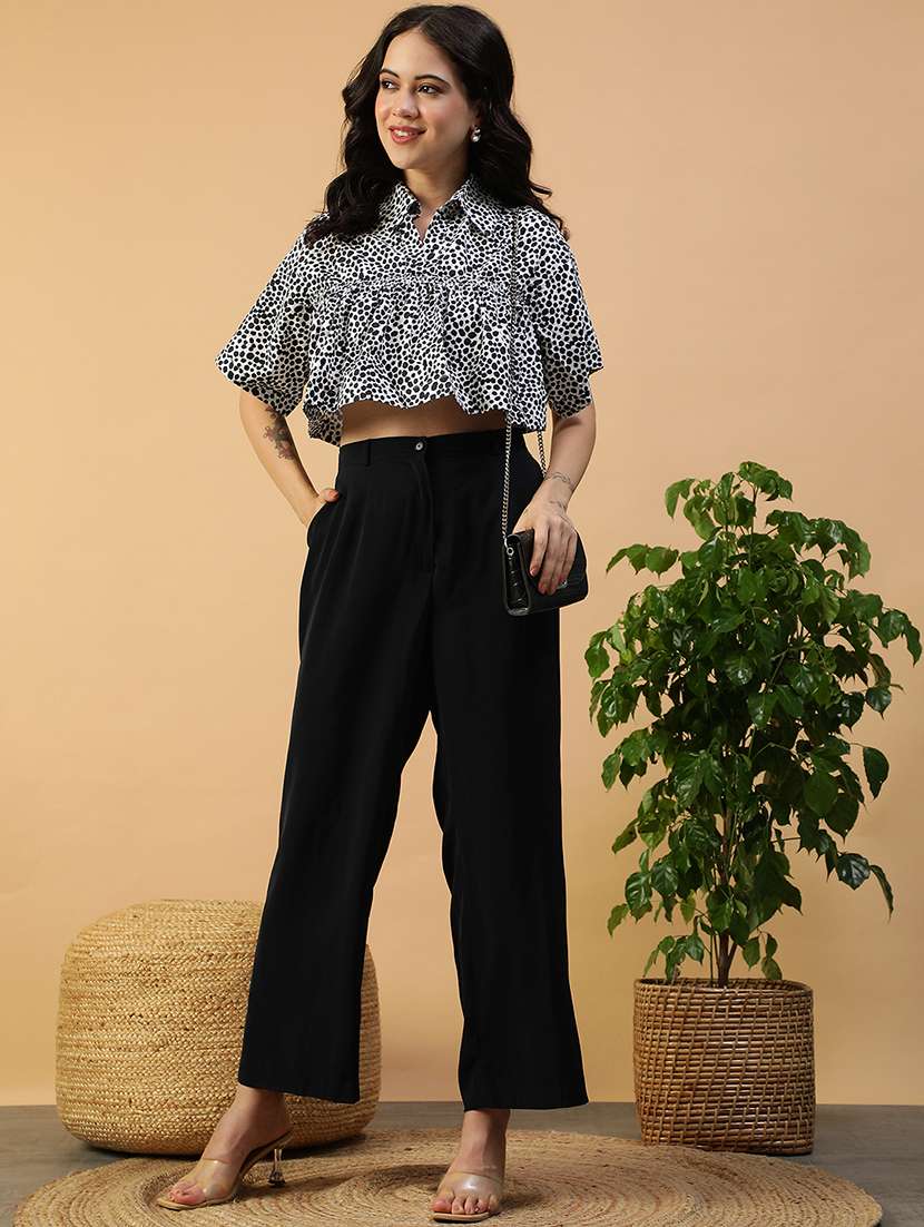 women animal print bell sleeve crop top - 22082622 -  Standard Image - 5