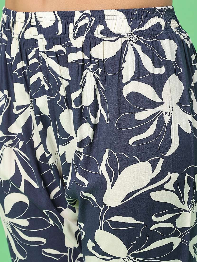 women printed three quarter sleeve co-ord set - 22082881 -  Standard Image - 5