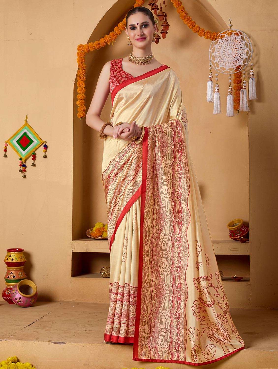 women printed casual wear saree with blouse - 22082992 -  Zoom Image - 0