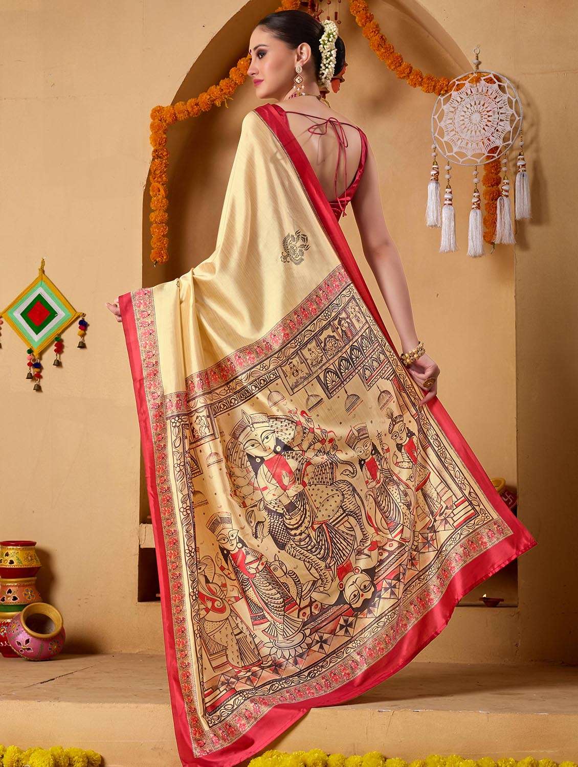 women printed casual wear saree with blouse - 22082994 - Standard Image - 3
