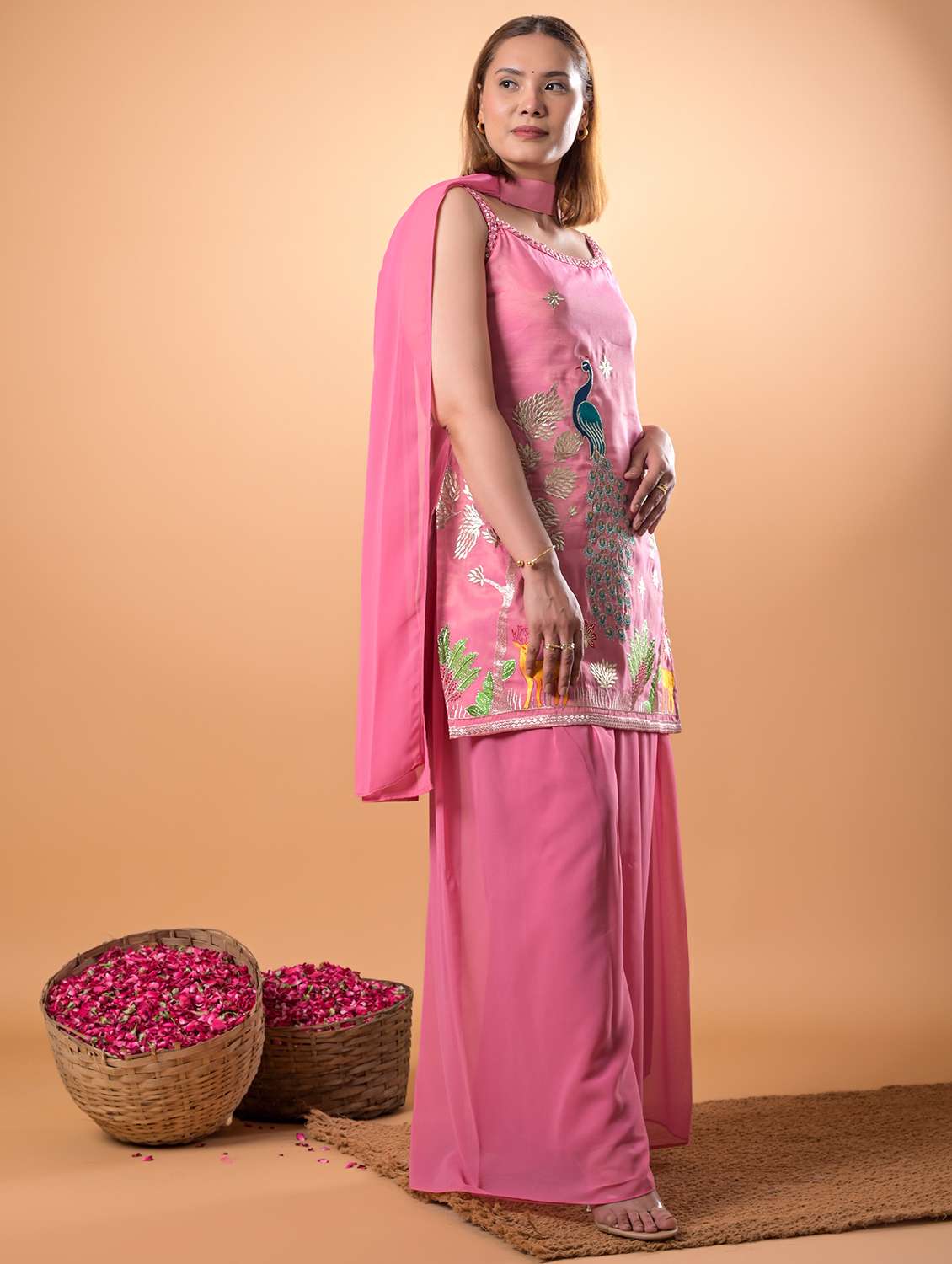 women embroidered sleeveless kurta palazzo with dupatta set - 22083120 -  Standard Image - 3