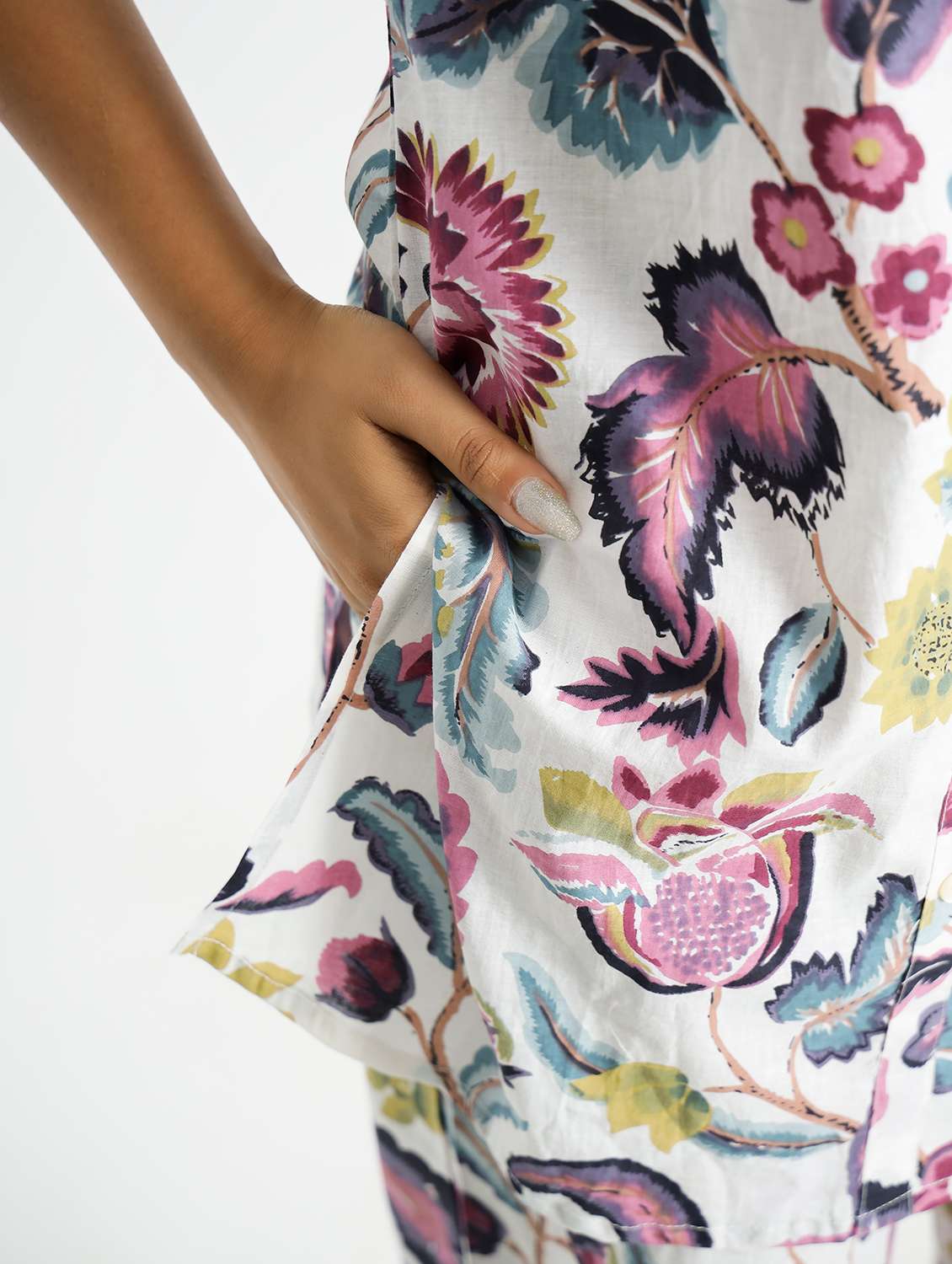 women three quarter sleeve regular fit ethnic co-ord set - 22083133 -  Standard Image - 5