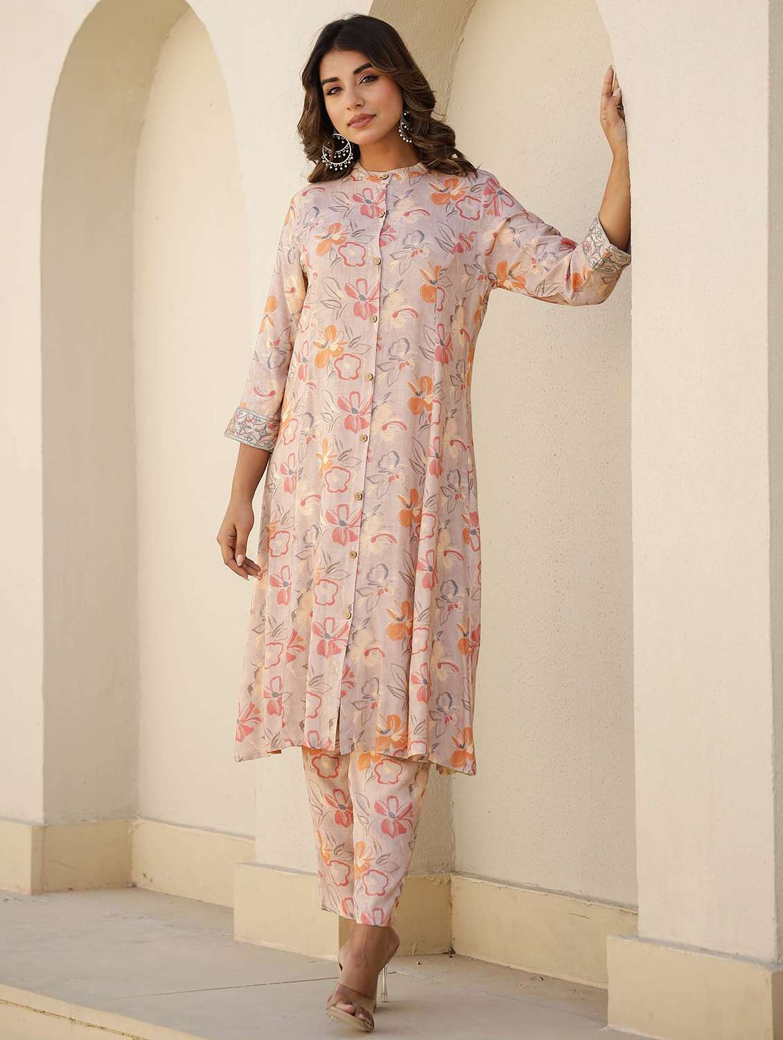 women floral printed three quarter sleeve kurta pant set
