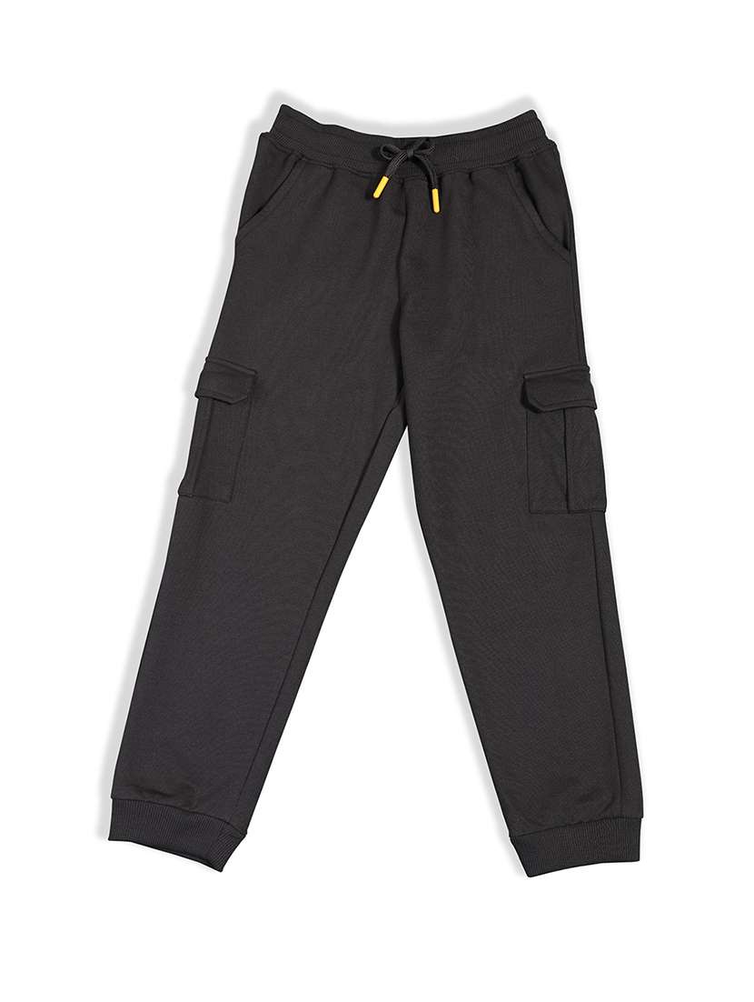 boys solid mid rise regular fit jogger - 22083268 - Zoom Image - 0