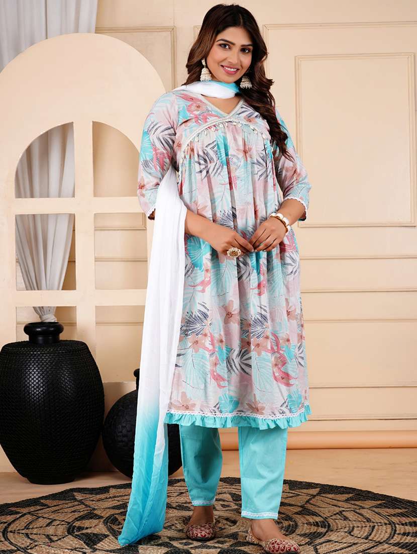 women floral three quarter sleeve kurta pant with dupatta set - 22083309 - Standard Image - 3