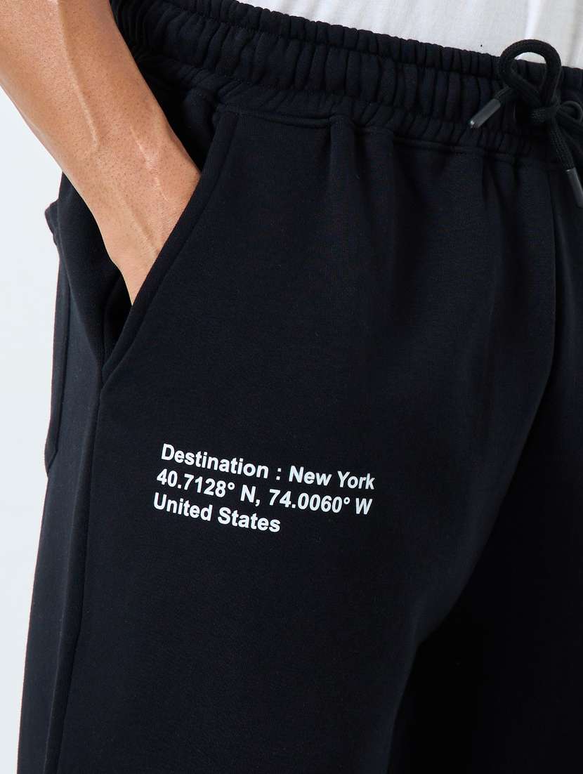 men solid mid rise full length track pant - 22083319 -  Standard Image - 3