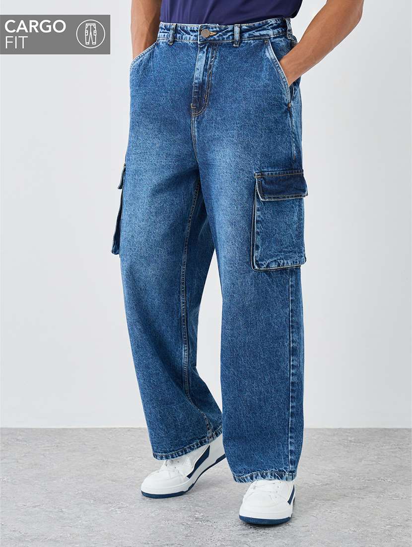 men solid mid rise loose fit cargo