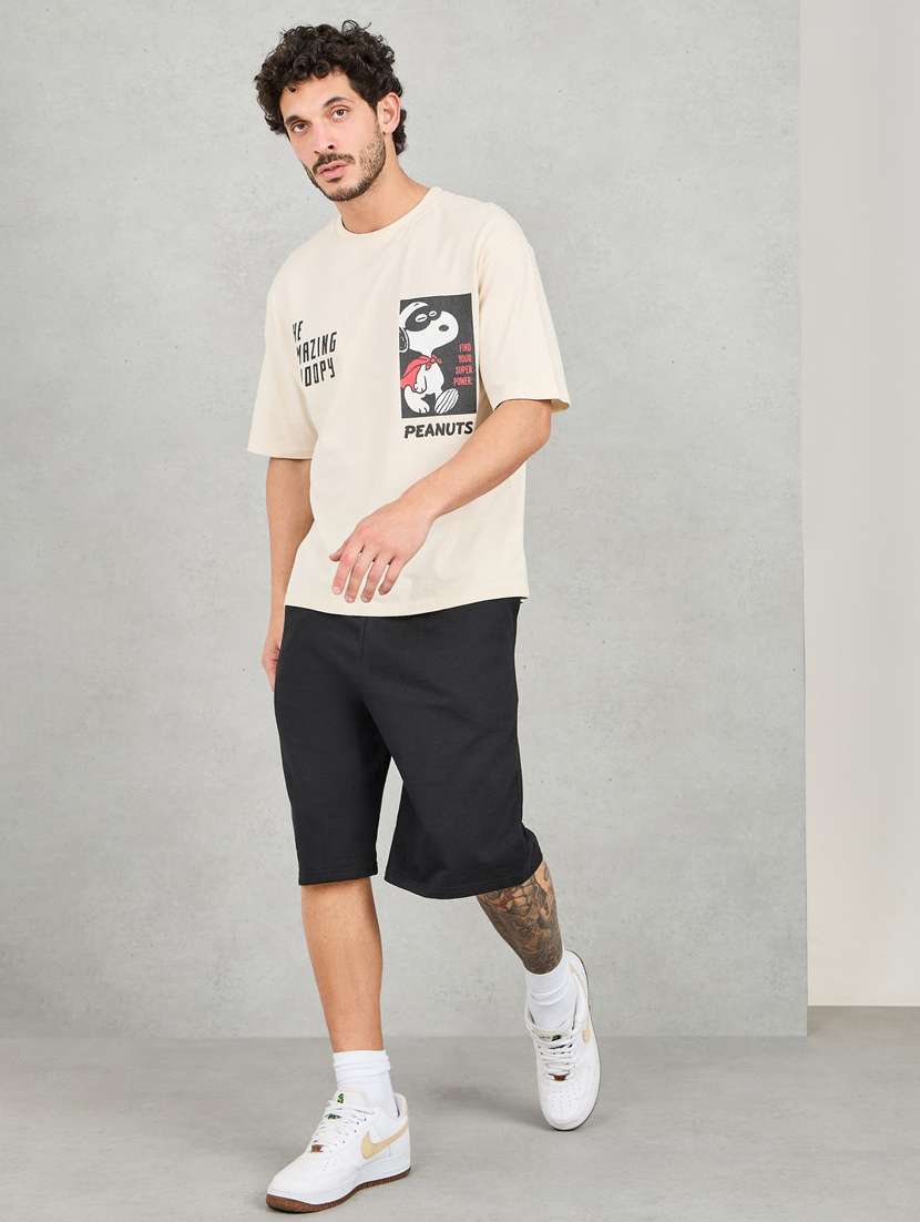 men solid mid rise three - fourth shorts - 22083332 - Standard Image - 3