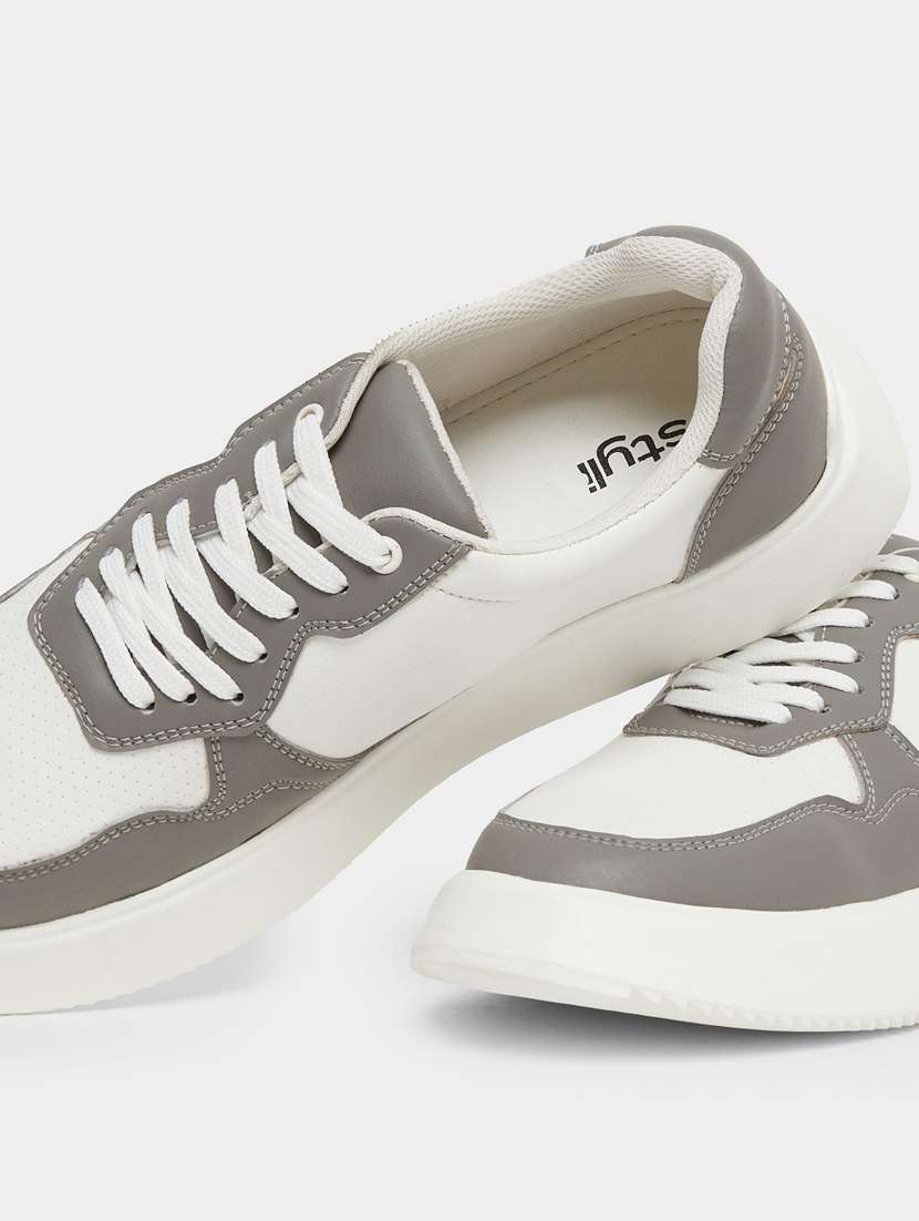 men color block lace up sneaker - 22083436 - Standard Image - 3
