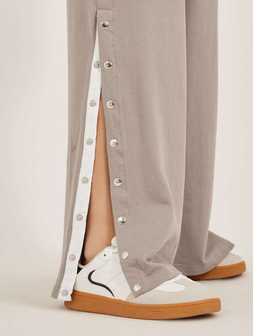 women solid mid rise relaxed fit track pant - 22083455 -  Standard Image - 3