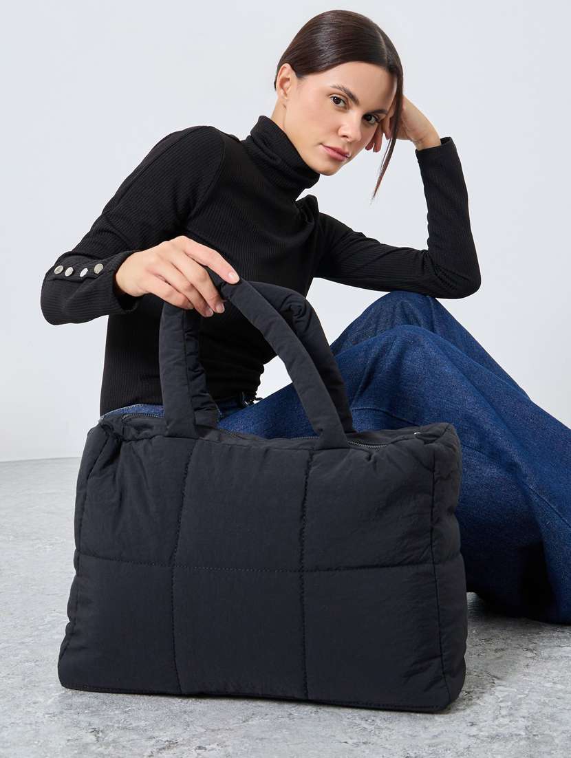 women black textured handbag - 22083465 - Standard Image - 3