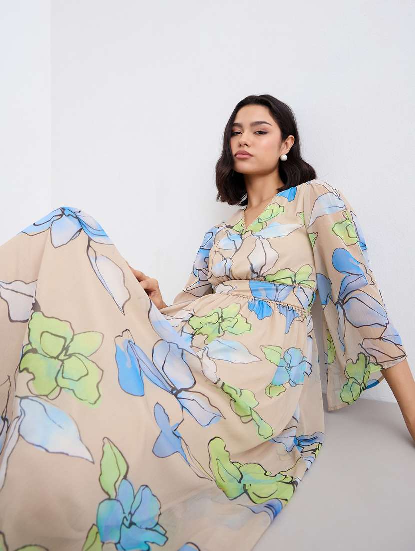women printed bell sleeve a-line maxi dress - 22083497 - Standard Image - 3
