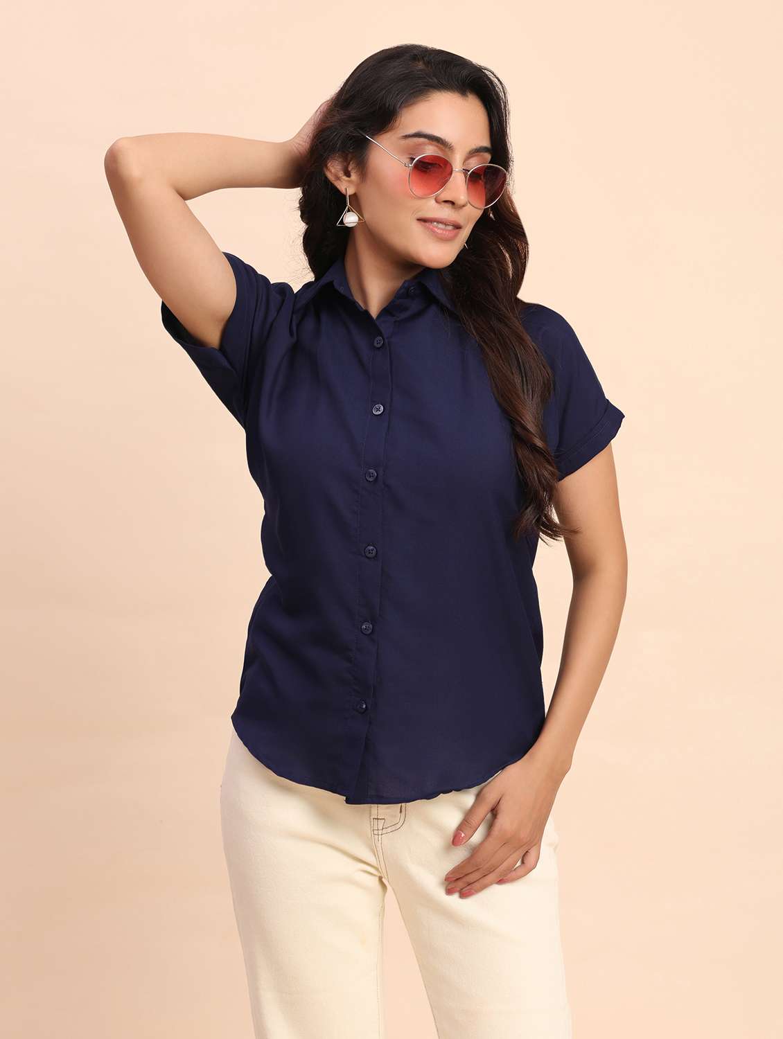 women solid short sleeve collared shirt - 22083600 - Zoom Image - 0
