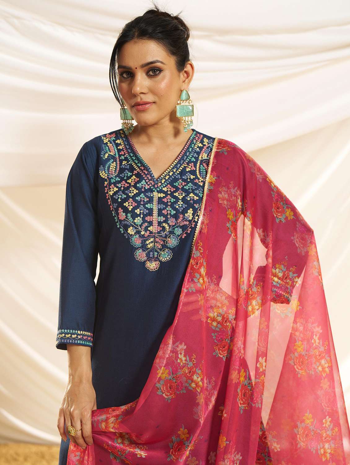 women embroidered three quarter sleeve kurta pant with dupatta set - 22083640 -  Standard Image - 3