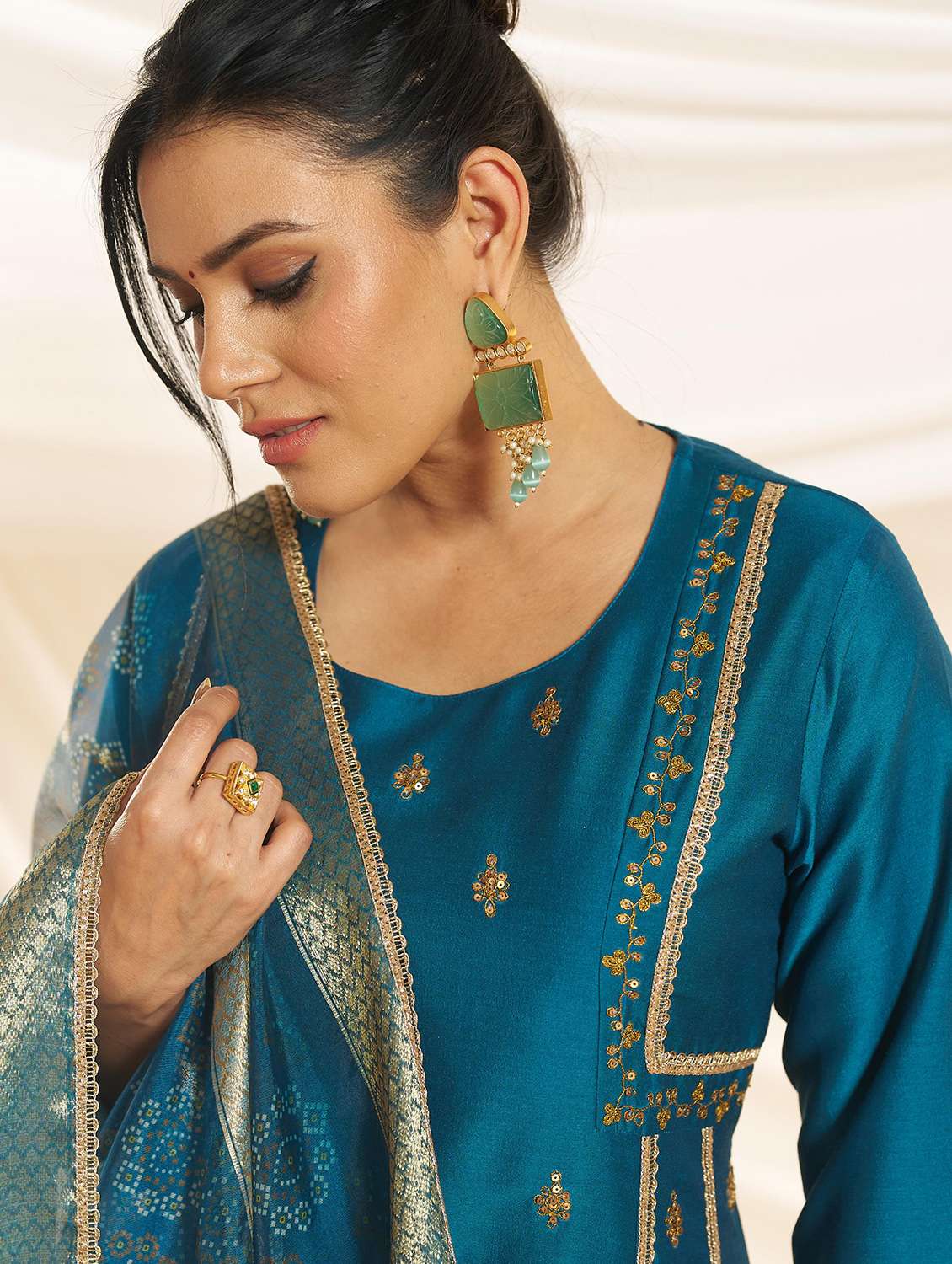 women embroidered three quarter sleeve kurta pant with dupatta set - 22083643 -  Standard Image - 3