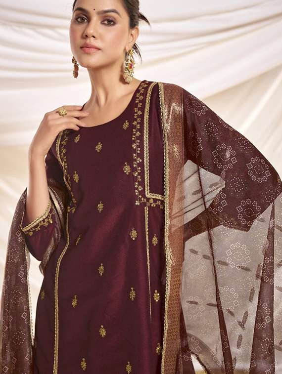 women embroidered three quarter sleeve kurta pant with dupatta set - 22083644 -  Standard Image - 5