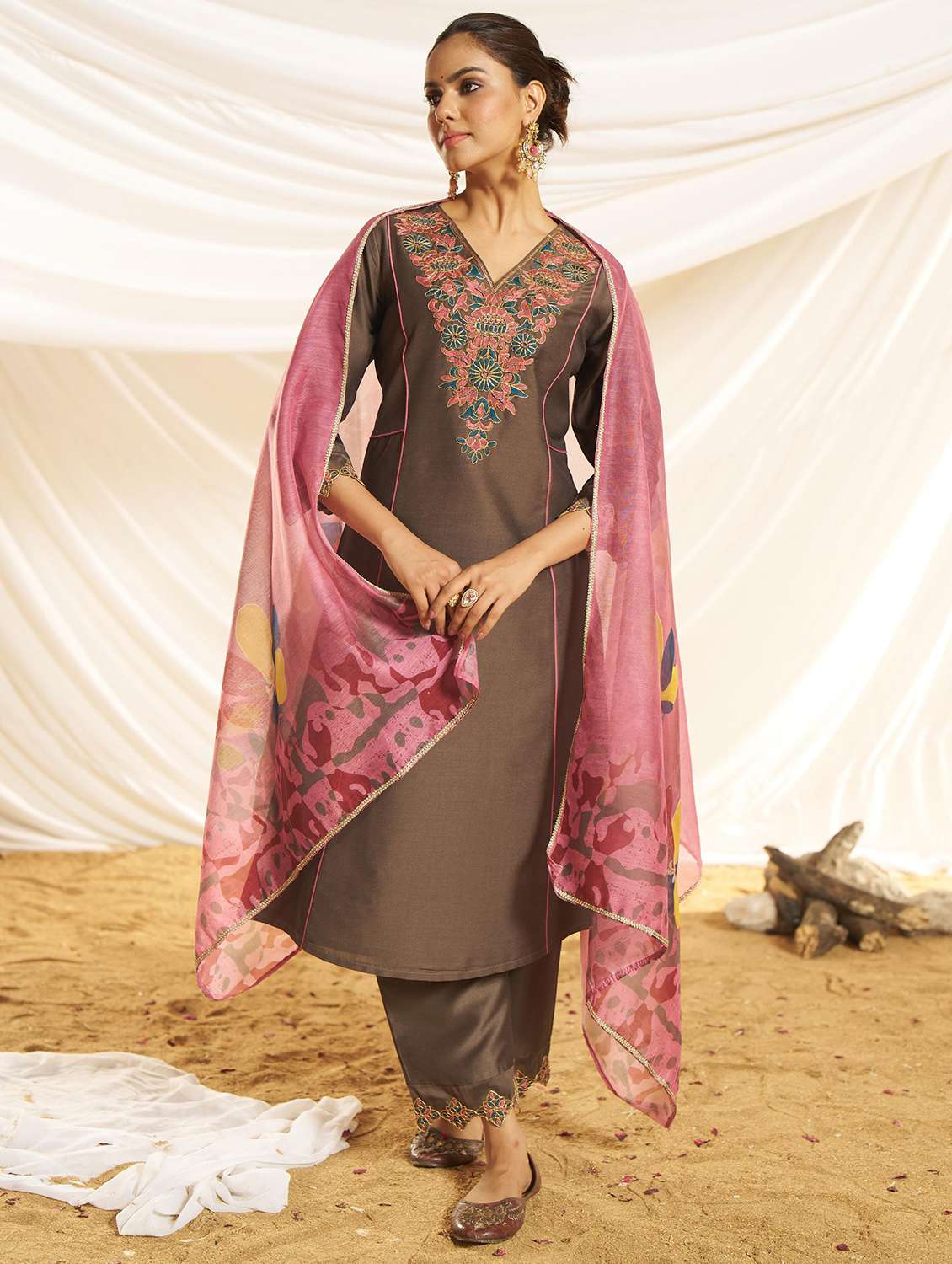 women embroidered three quarter sleeve kurta pant with dupatta set