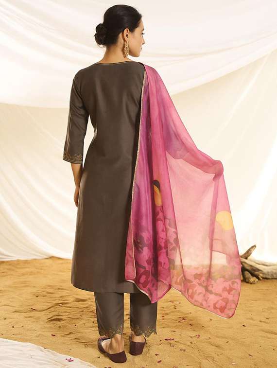 women embroidered three quarter sleeve kurta pant with dupatta set - 22083645 -  Standard Image - 3