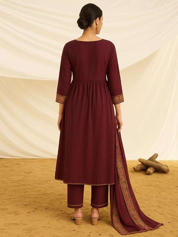 women embroidered three quarter sleeve kurta pant with dupatta set - 22083648 -  Standard Image - 3