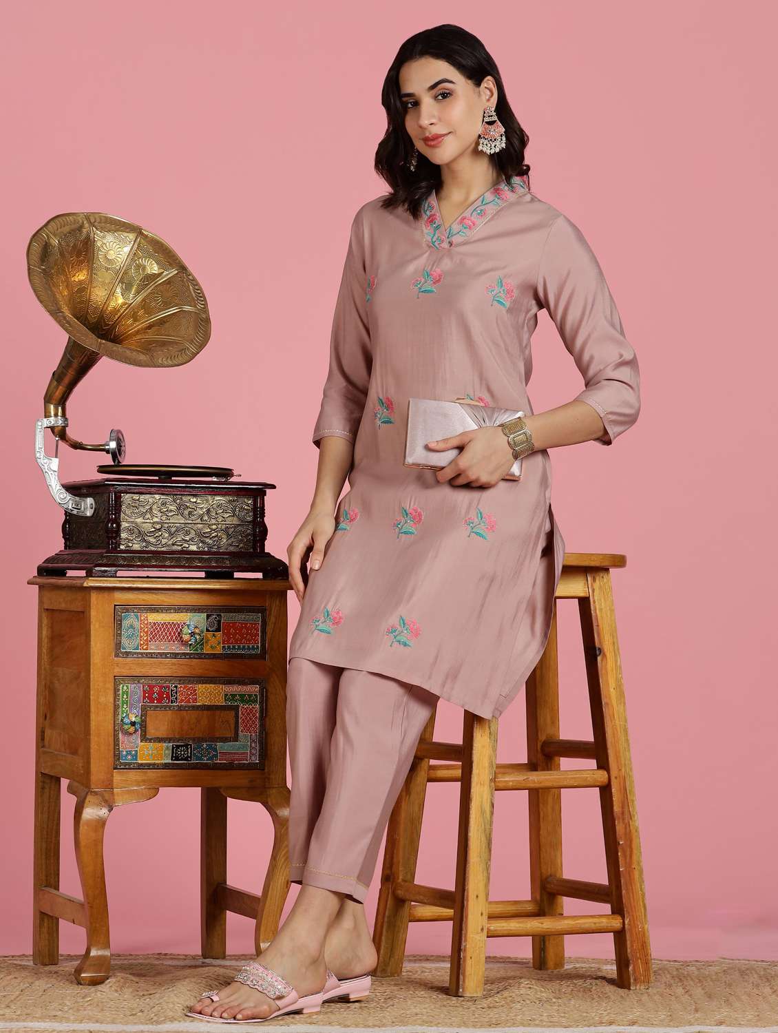 women embroidered three quarter sleeve kurta pant set - 22083651 -  Standard Image - 3