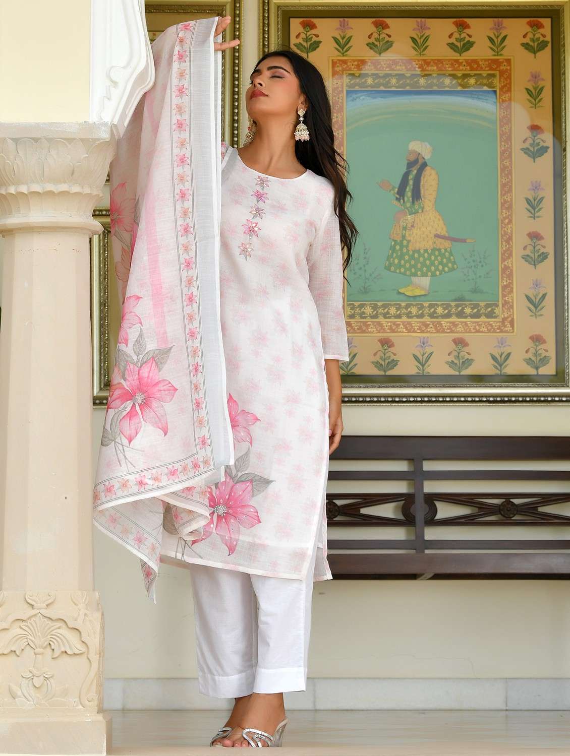 women floral three quarter sleeve kurta pant with dupatta set