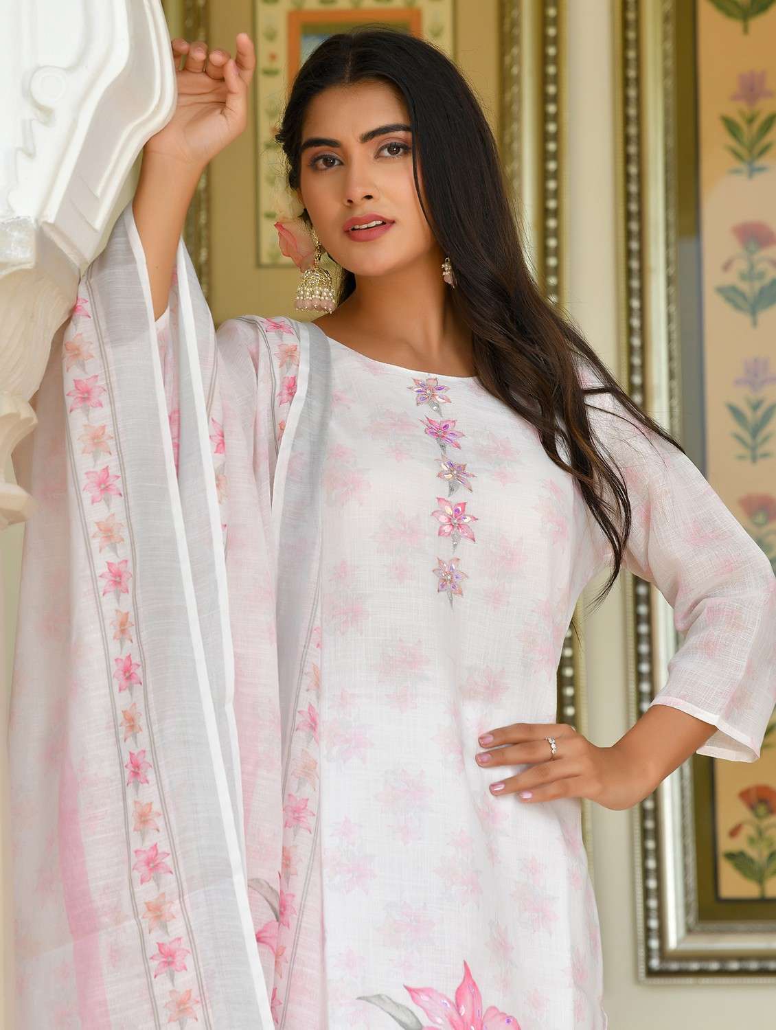 women floral three quarter sleeve kurta pant with dupatta set - 22083992 - Standard Image - 3