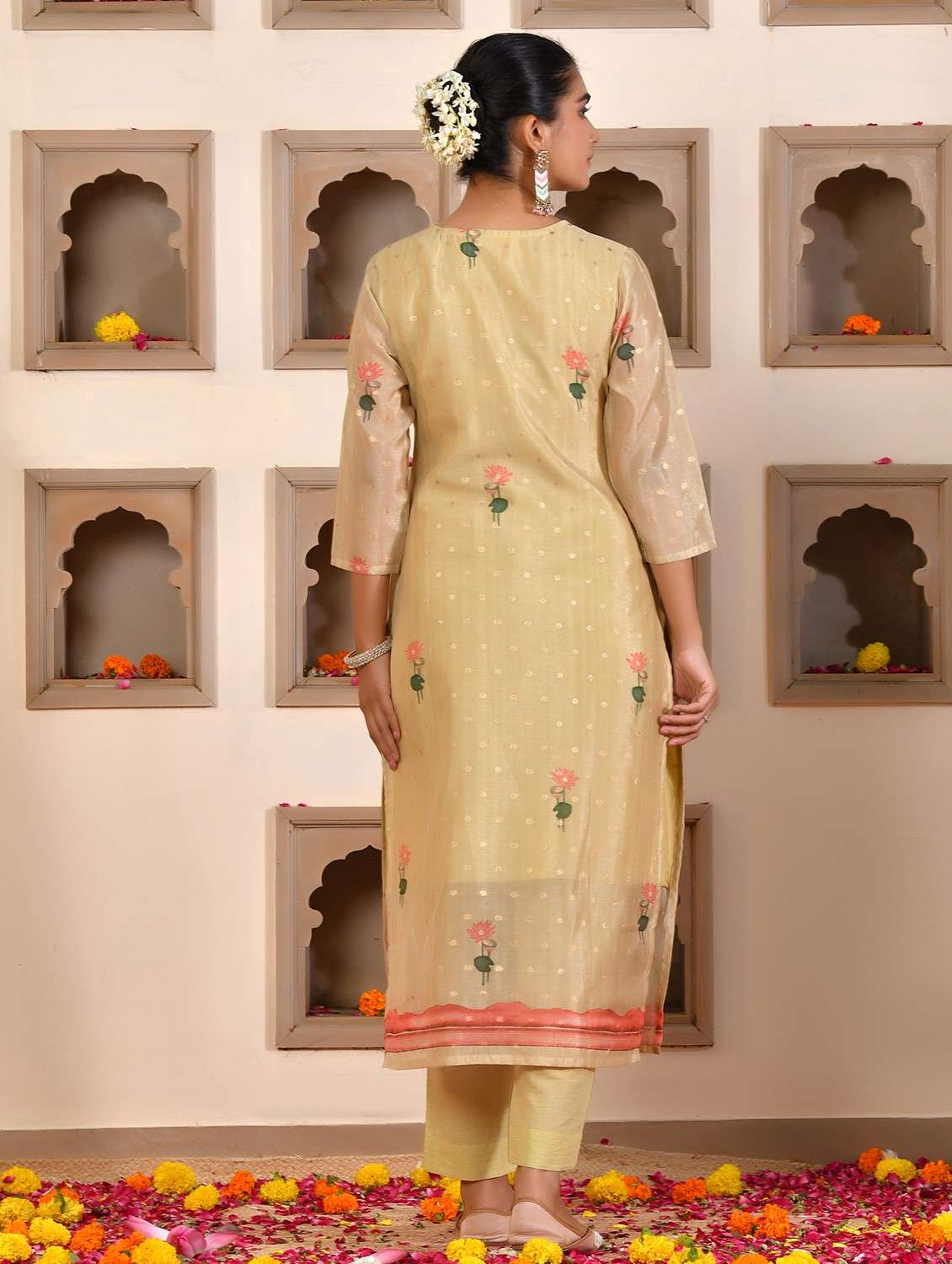 women floral three quarter sleeve kurta pant with dupatta set - 22084000 - Standard Image - 3