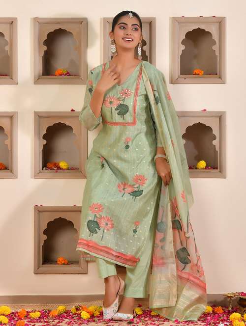 women floral three quarter sleeve kurta pant with dupatta set - 22084003 - Standard Image - 0