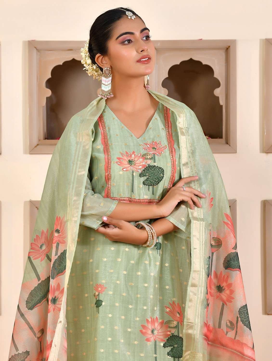 women floral three quarter sleeve kurta pant with dupatta set - 22084003 - Standard Image - 3