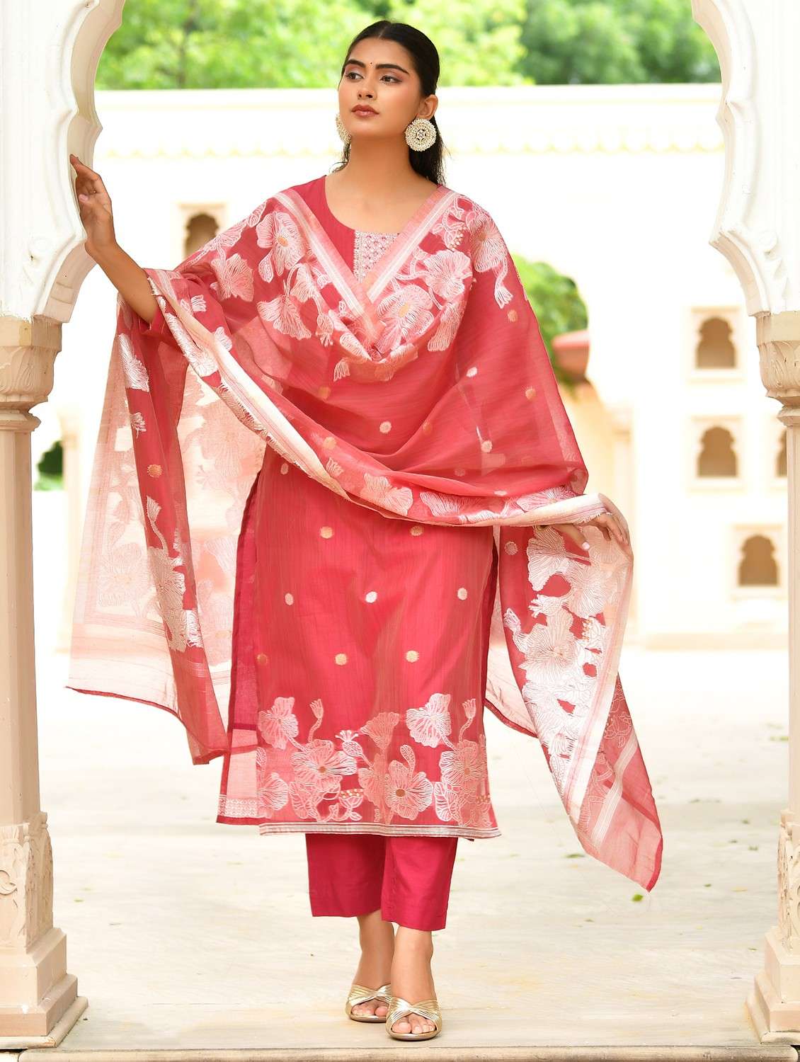 women floral three quarter sleeve kurta pant with dupatta set