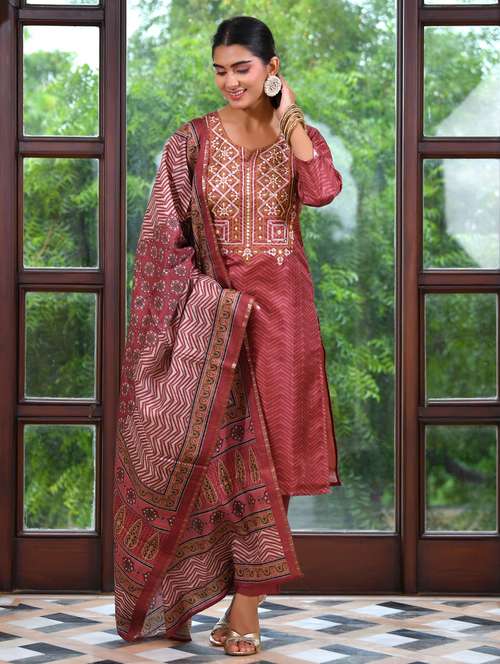 women chevron three quarter sleeve kurta pant with dupatta set - 22084021 - Standard Image - 0