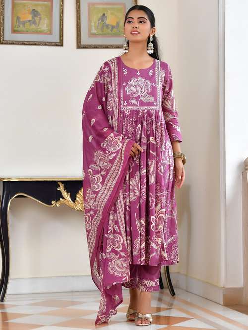women floral printed three quarter sleeve kurta pant with dupatta set - 22084024 -  Standard Image - 0