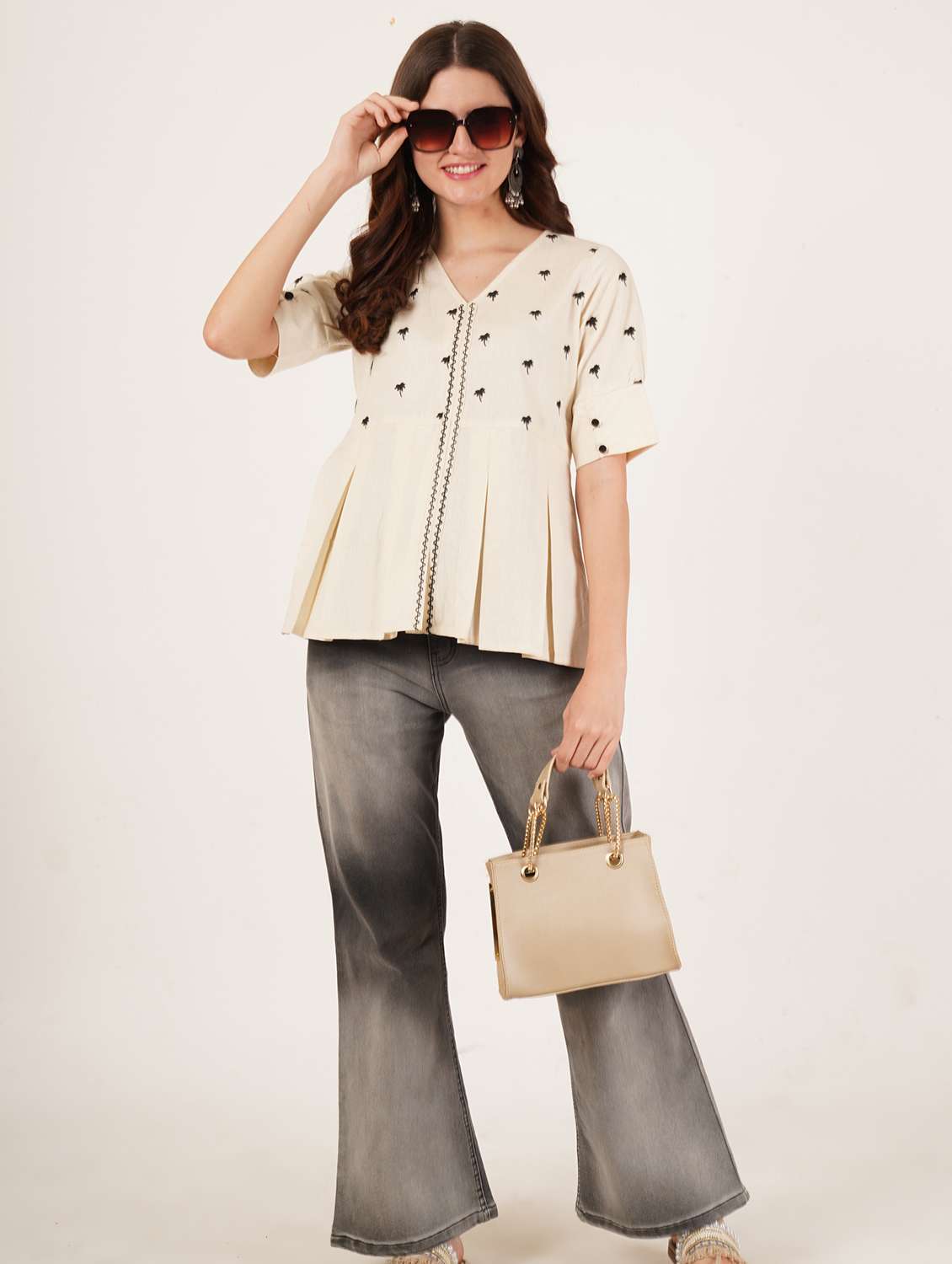 women embroidered short sleeve a-line top - 22084065 -  Standard Image - 3