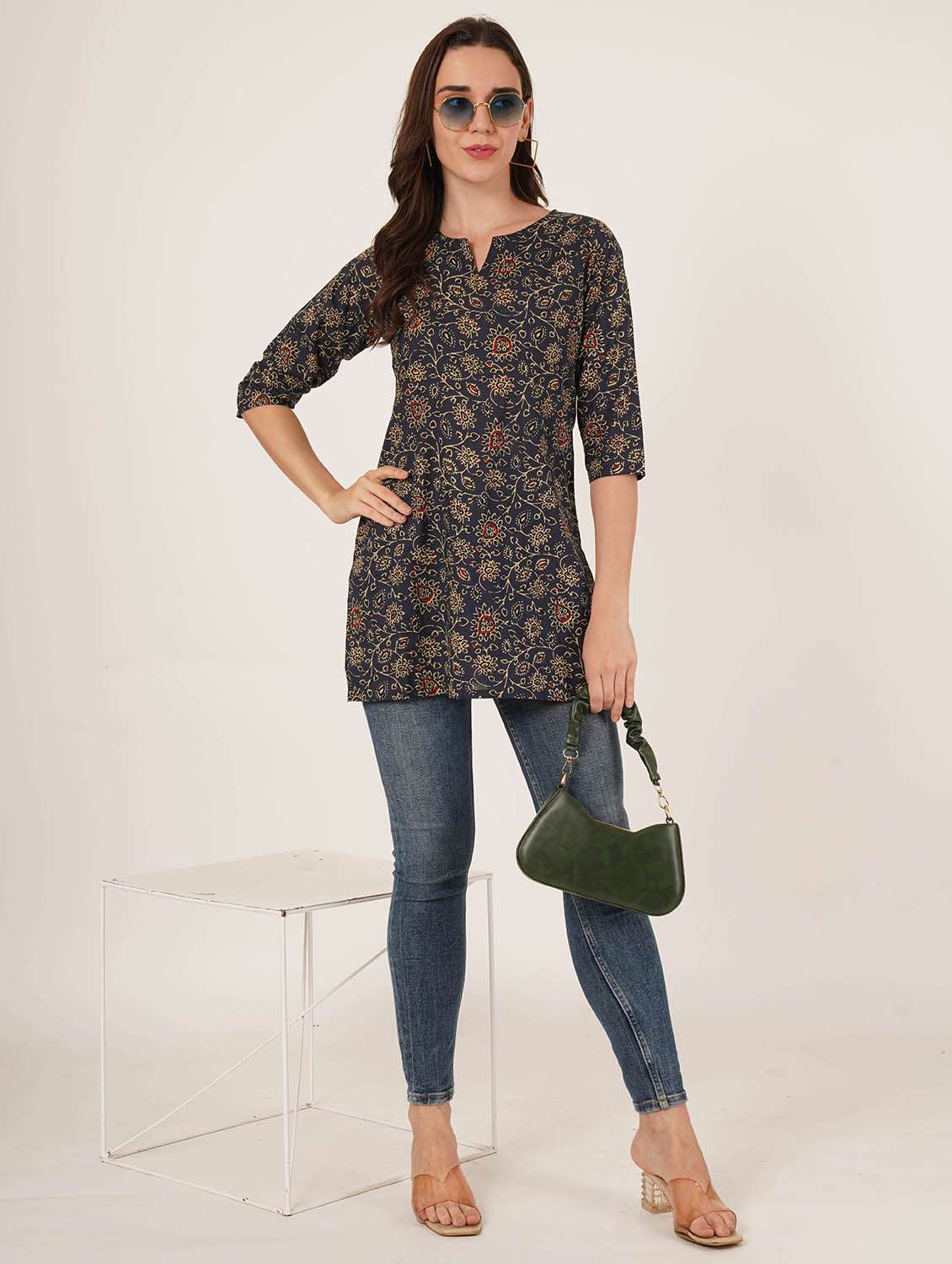 women printed three quarter sleeve straight kurti - 22084071 -  Standard Image - 3