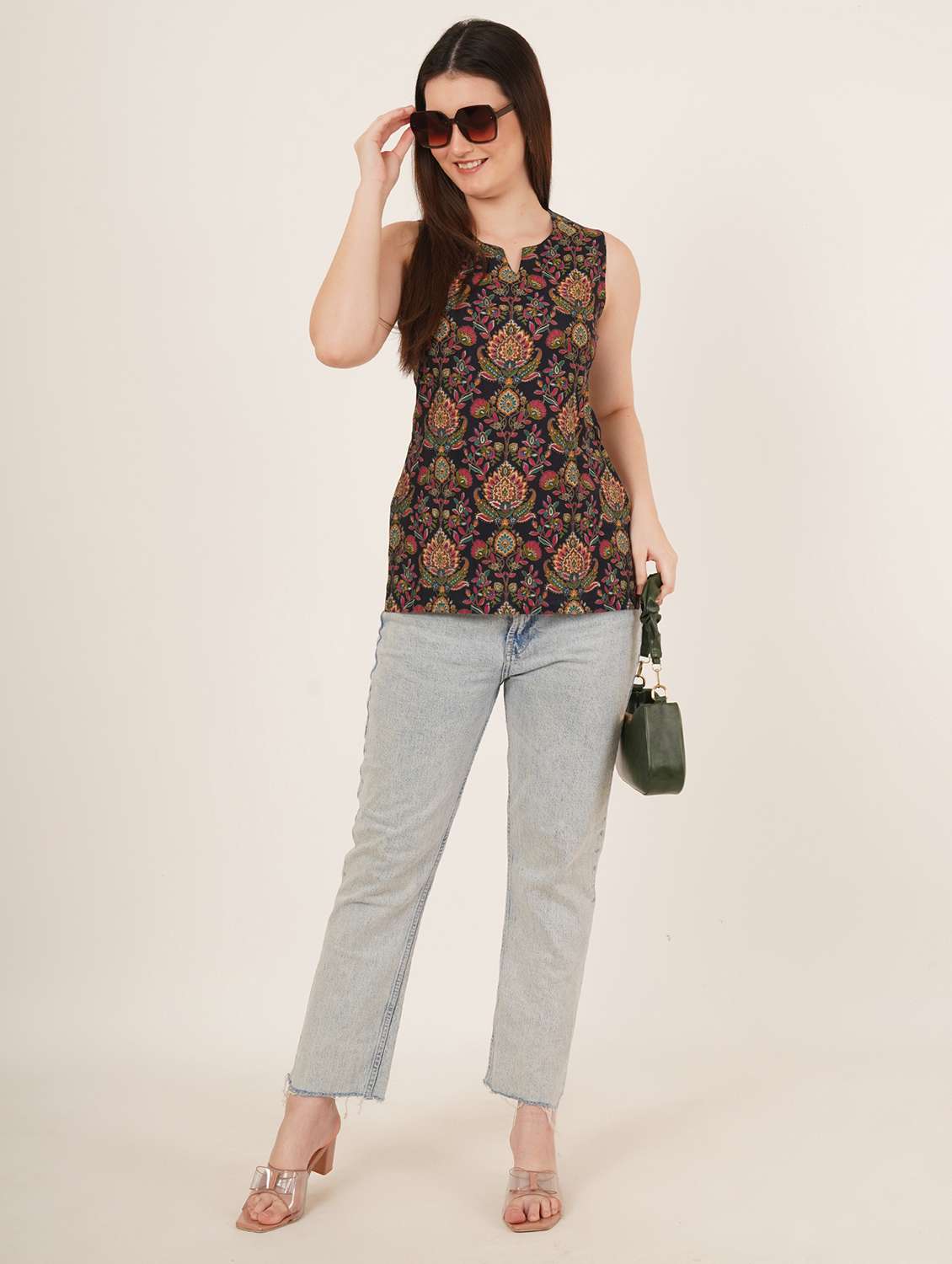 women printed sleeveless straight kurti - 22084121 -  Standard Image - 3