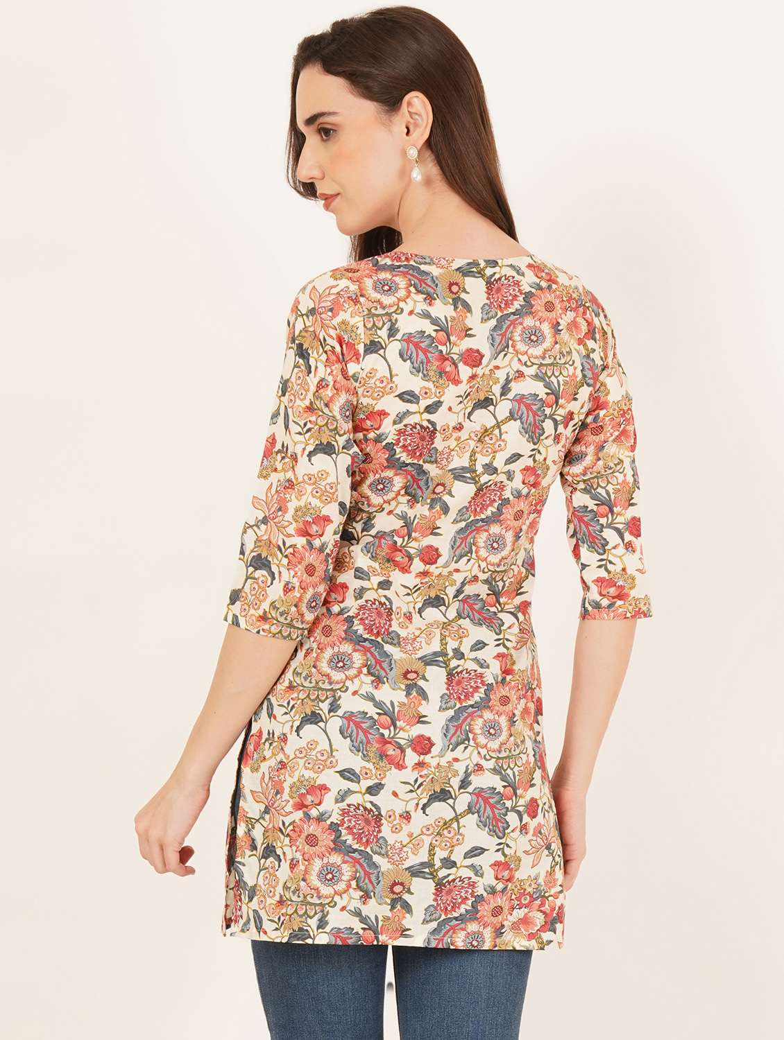 women floral printed three quarter sleeve straight kurti - 22084131 - Standard Image - 5