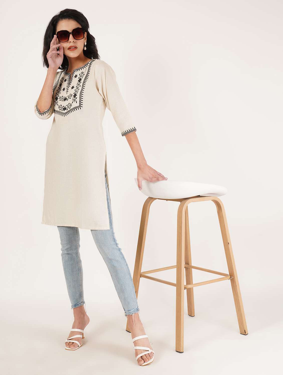 women embroidered three quarter sleeve straight kurti - 22084139 - Standard Image - 3
