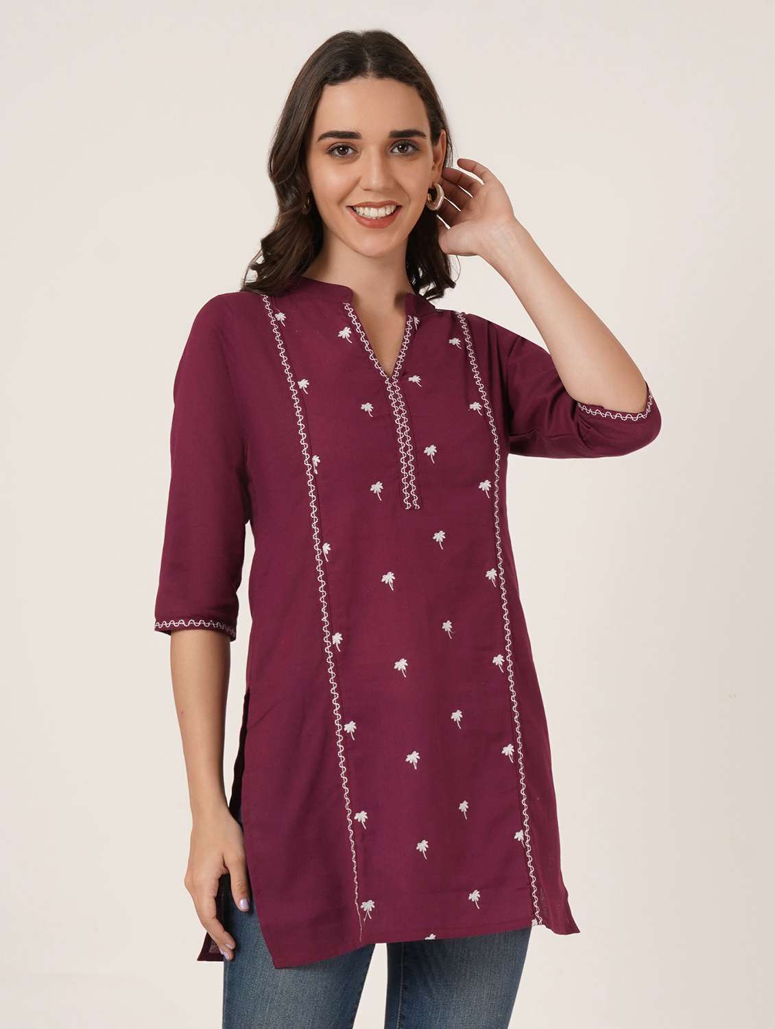 women embroidered three quarter sleeve straight kurti - 22084148 -  Zoom Image - 0