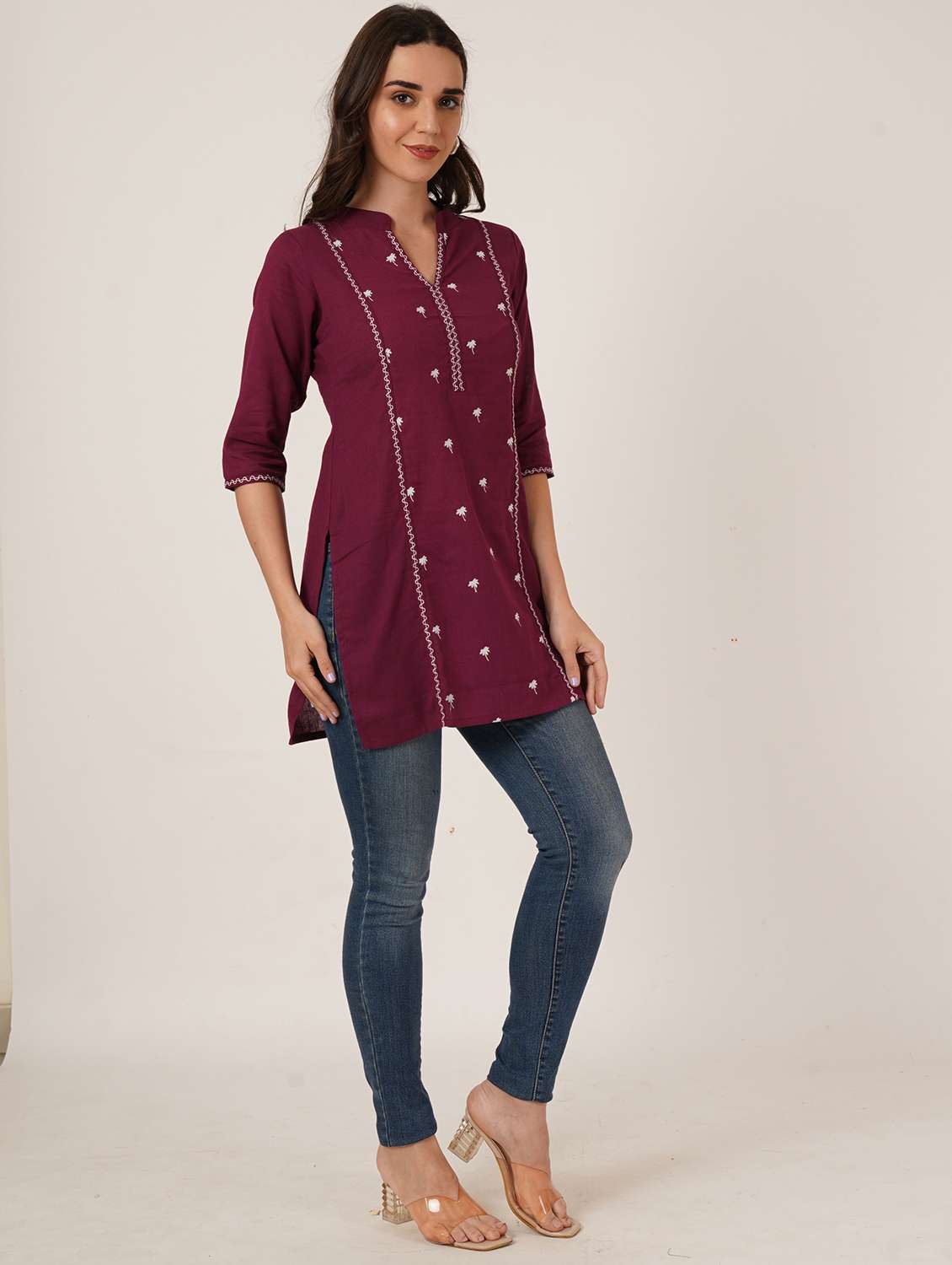 women embroidered three quarter sleeve straight kurti - 22084148 -  Standard Image - 5
