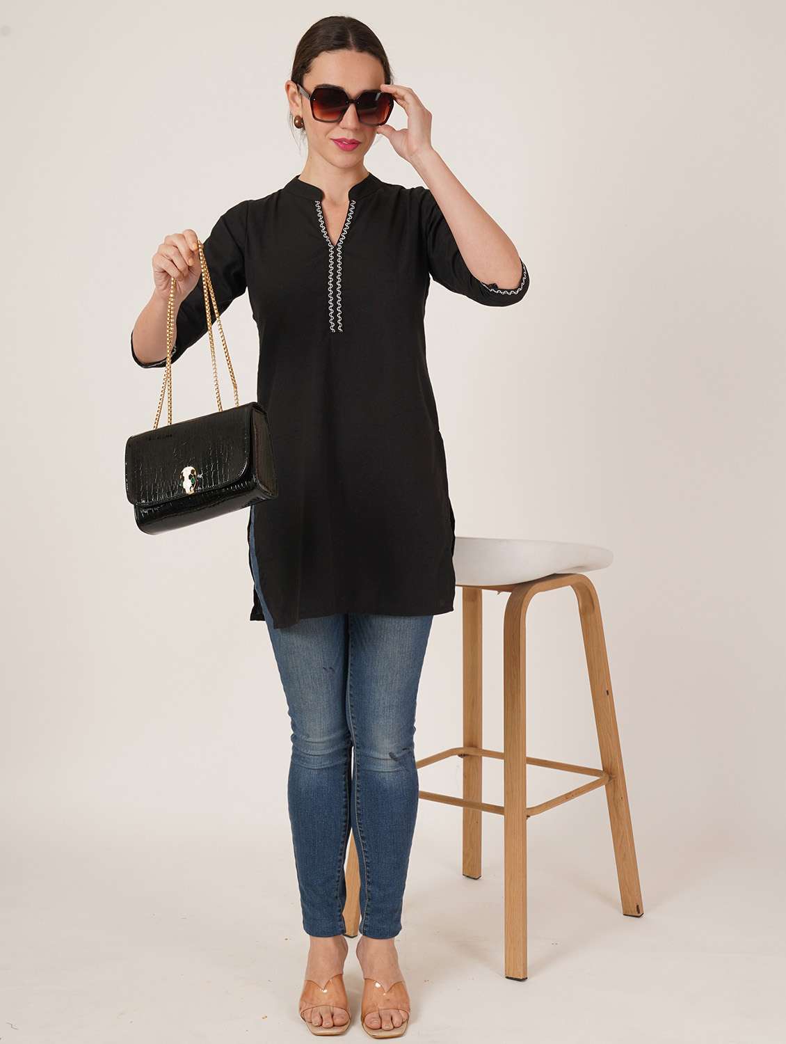 women embroidered three quarter sleeve straight kurti - 22084157 -  Standard Image - 5