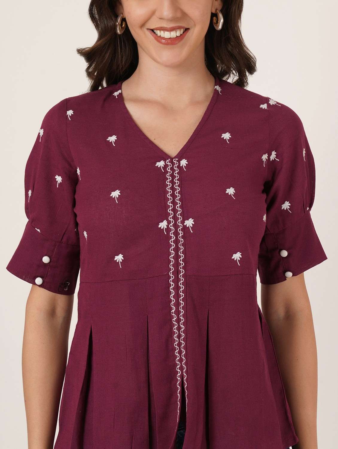 women solid with work short sleeve ethnic top - 22084166 - Standard Image - 3
