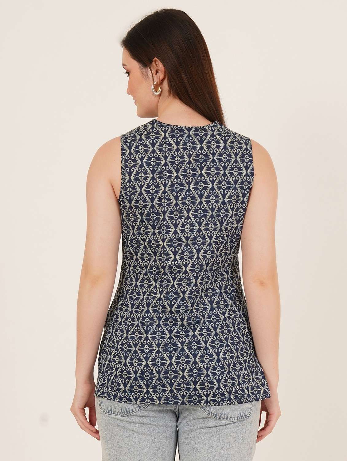 women floral printed sleeveless straight kurti - 22084187 -  Standard Image - 3