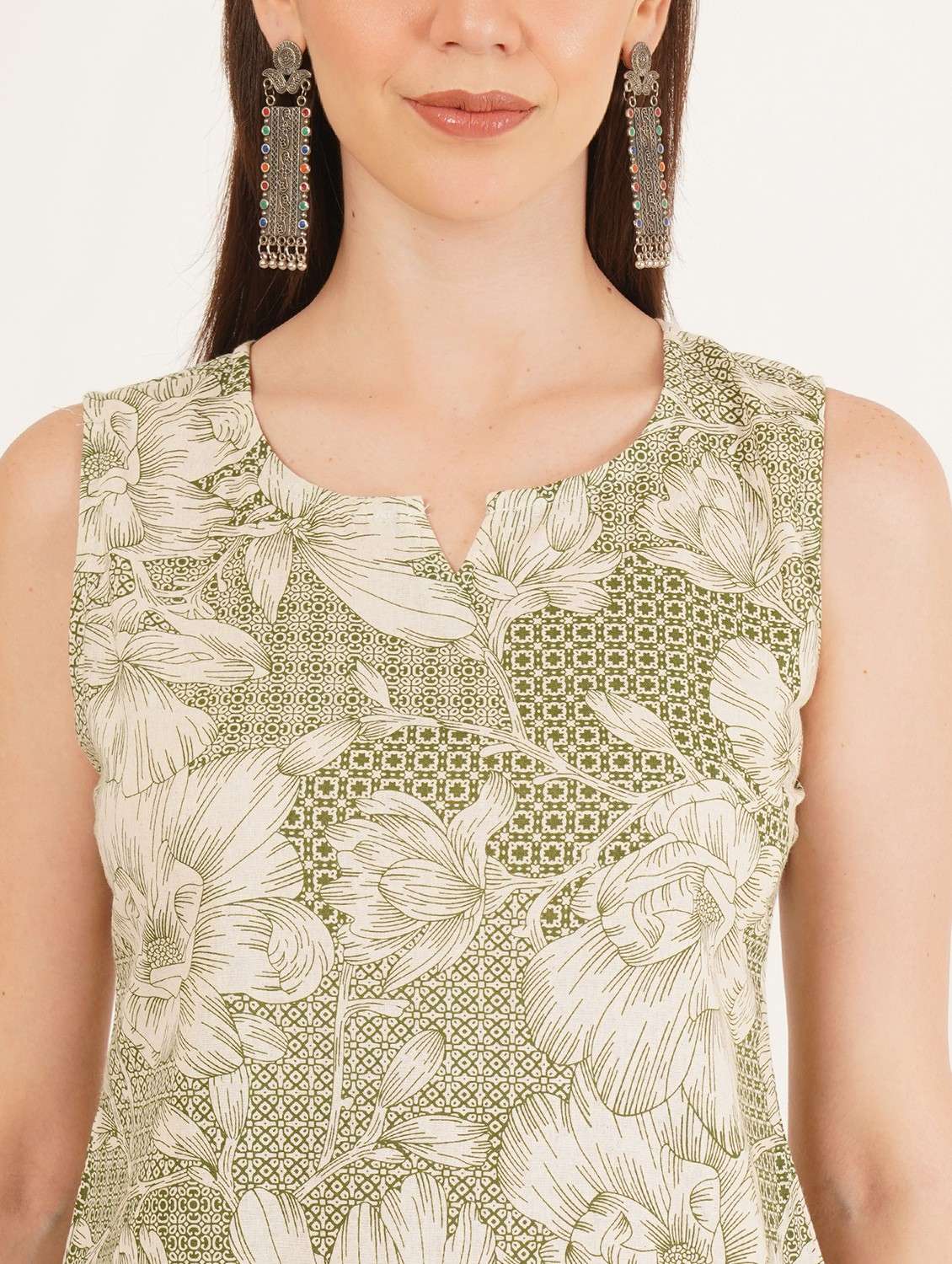 women floral printed sleeveless straight kurti - 22084191 -  Standard Image - 3