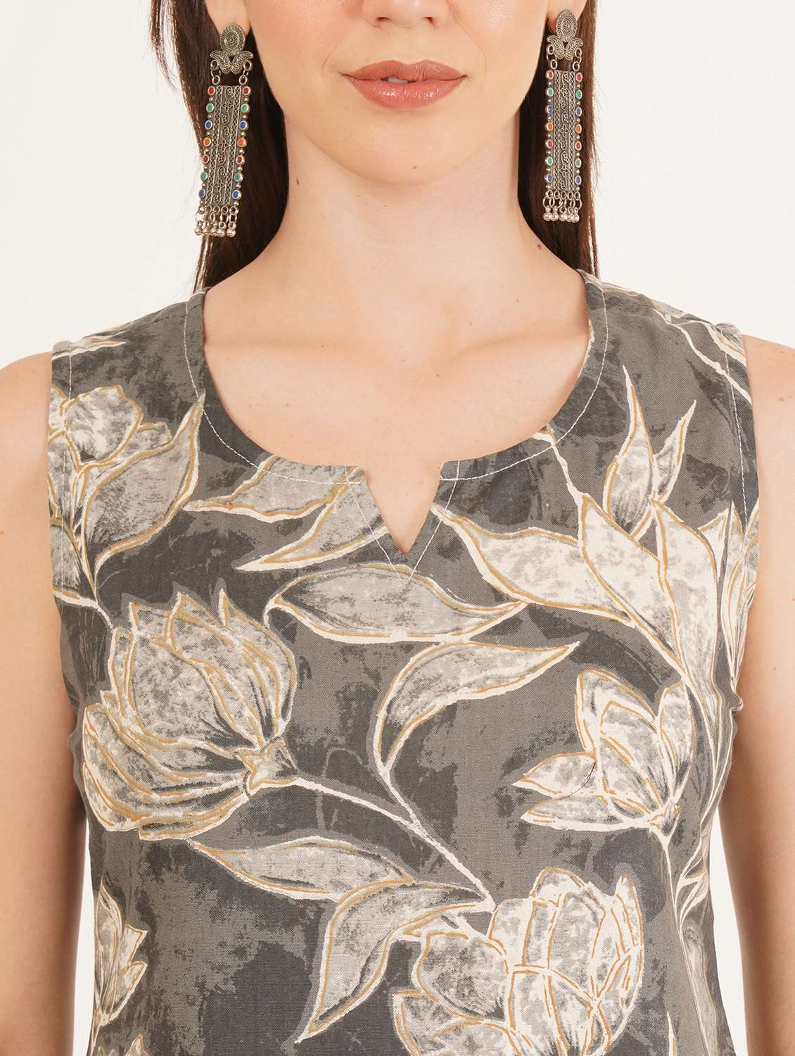 women floral printed sleeveless straight kurti - 22084193 -  Standard Image - 3