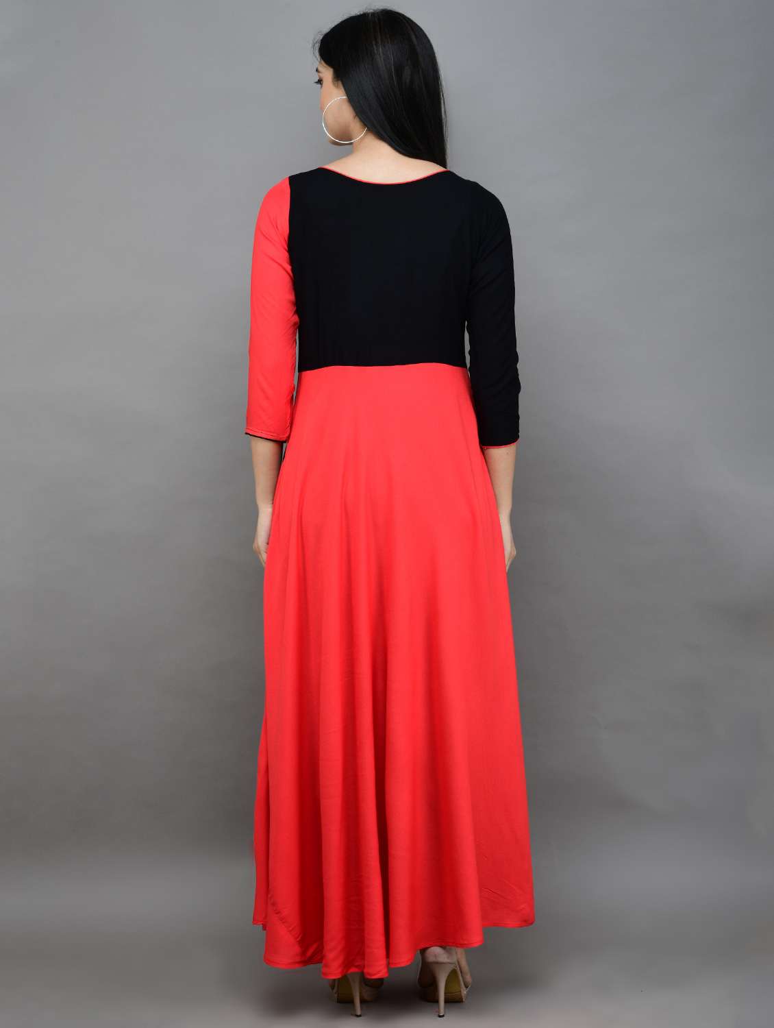 women color blocked three quarter sleeve dress - 22084251 -  Standard Image - 3