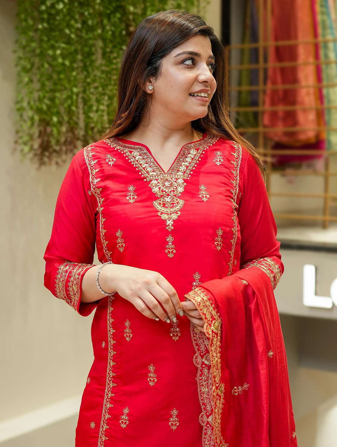 women embroidered three quarter sleeve kurta pant with dupatta set - 22084530 - Standard Image - 5