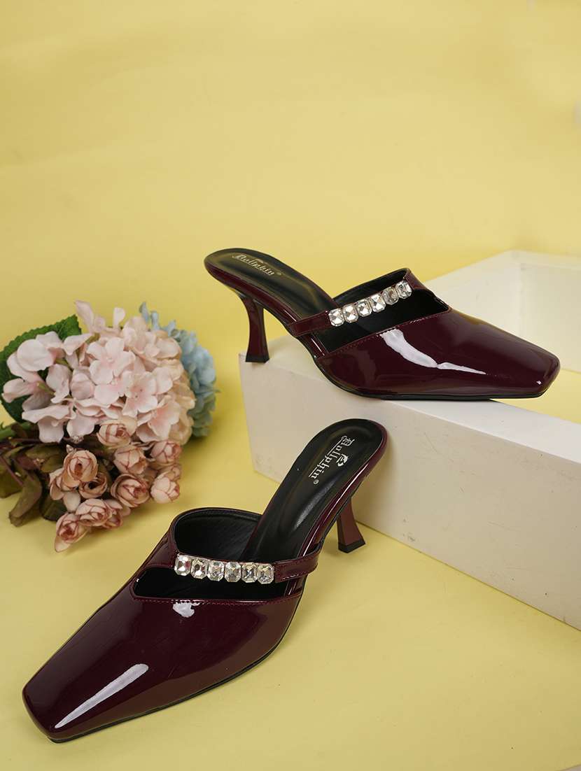 women solid slip on kitten heel mule